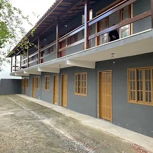 Apartamento Flat Agradável Com Estacionamento Incluído, Cabo Frio